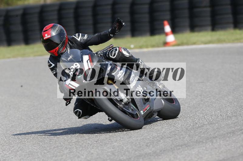 /45 10.08.2025 Plüss Moto Sport ADR/Freies Fahren/899